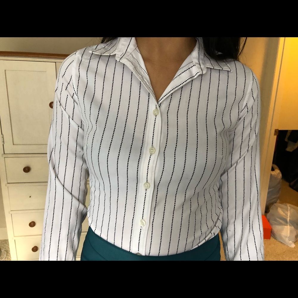 BANANA REPUBLIC white stripe button down